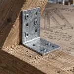equerre charpente bois 95x100x3 mm sur assemblage chevron lisse